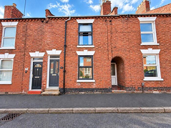 2 Bedroom Terraced House For Sale In Hill Street, Warwick, CV34