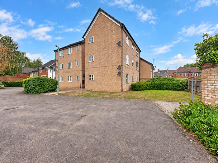 2 Bedroom Flat For Sale In Rockingham Road, Bury St. Edmunds, IP33