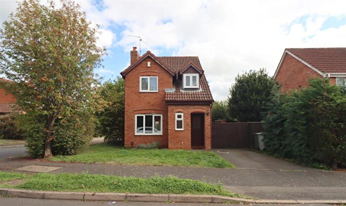 3 Bedroom Detached House To Rent In Spinney Road, Burton Latimer, Kettering, NN15