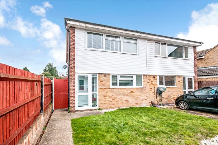 3 Bedroom Semi-Detached House For Sale In Birchington Close, Bexleyheath, Kent, DA7