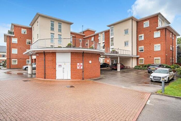 1 Bedroom Flat To Rent In Kerr Place, Aylesbury, HP21