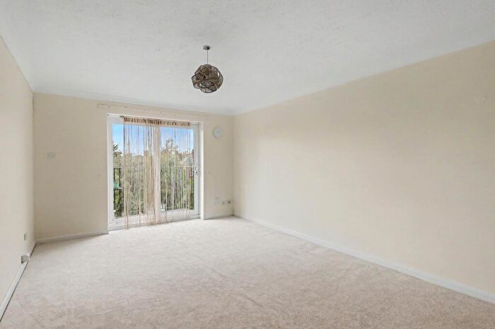 1 Bedroom Flat To Rent In Shakespeare Road, Shakespeare House, BN11