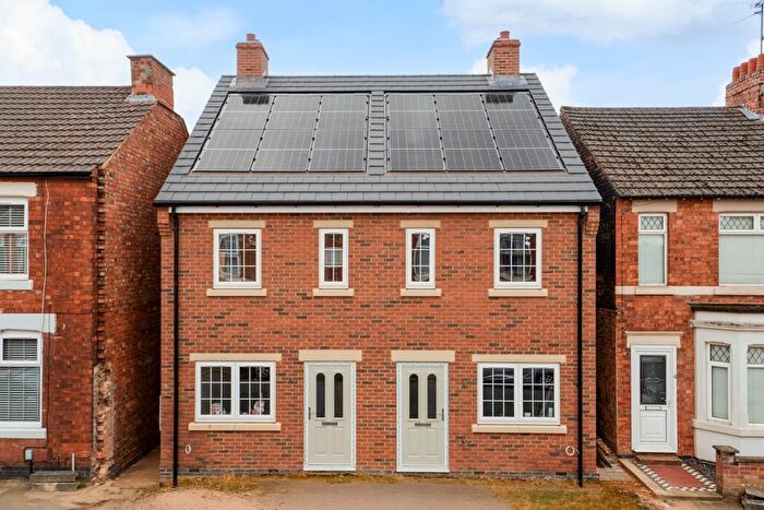 3 Bedroom Semi-Detached House For Sale In Charles Street, Kettering, NN16