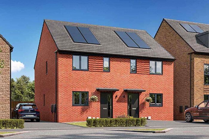 2 Bedroom Terraced House For Sale In Dipper Close, Edenthorpe, Doncaster, DN3