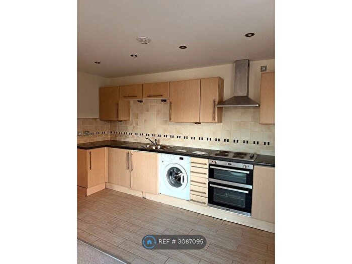 2 Bedroom Flat To Rent In Liebig Court, Widnes, WA8