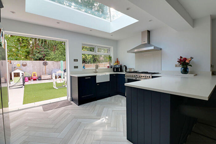 3 Bedroom Semi-Detached House For Sale In Place Crescent, Purbrook, Waterlooville, PO7