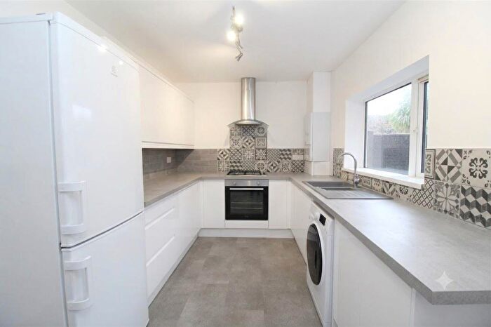 4 Bedroom House To Rent In Pennard Place, Heath, Cardiff, CF14