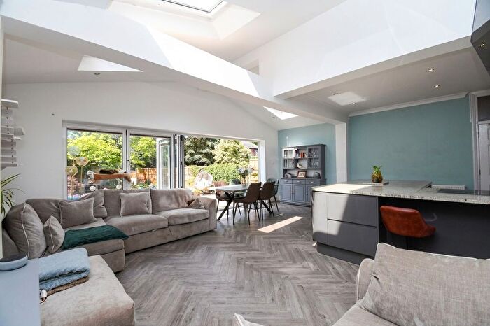 6 Bedroom Semi-Detached House For Sale In Monton Green, Eccles, M30