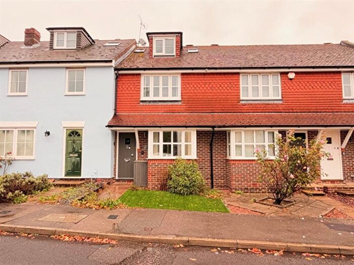3 Bedroom Terraced House For Sale In Meadow Lane (& Parking Space), Hamble, Southampton, SO31