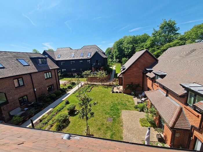 1 Bedroom Retirement Property For Sale In Kirkeby Court, Stanbridge Earls, Mortimer Drive, SO51