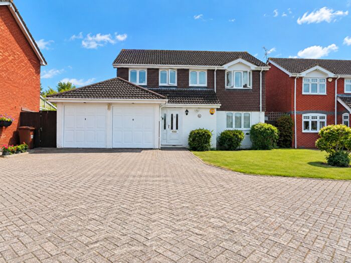 4 Bedroom Detached House For Sale In The Platters, Gillingham, ME8