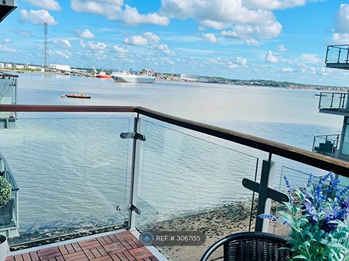 2 Bedroom Flat To Rent In Ingress Park, Greenhithe, DA9