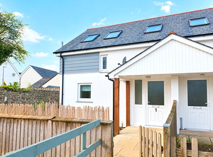 2 Bedroom Semi-Detached House To Rent In Maunders Mews, Holsworthy, Devon, EX22