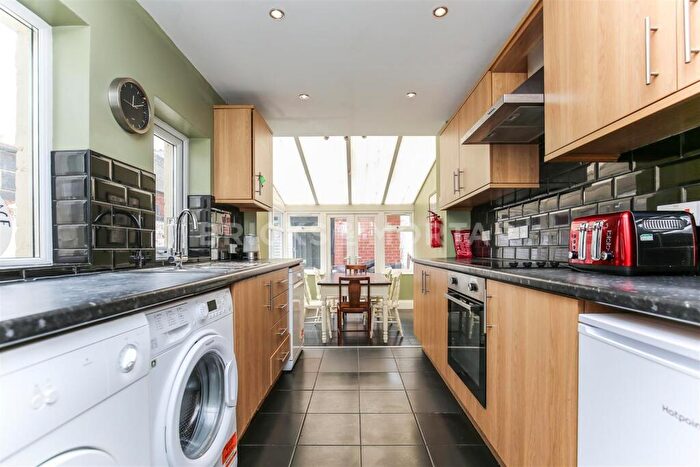 6 Bedroom Terraced House To Rent In (£pppw) Larkspur Terrace, Jesmond, Newcastle Upon Tyne, NE2