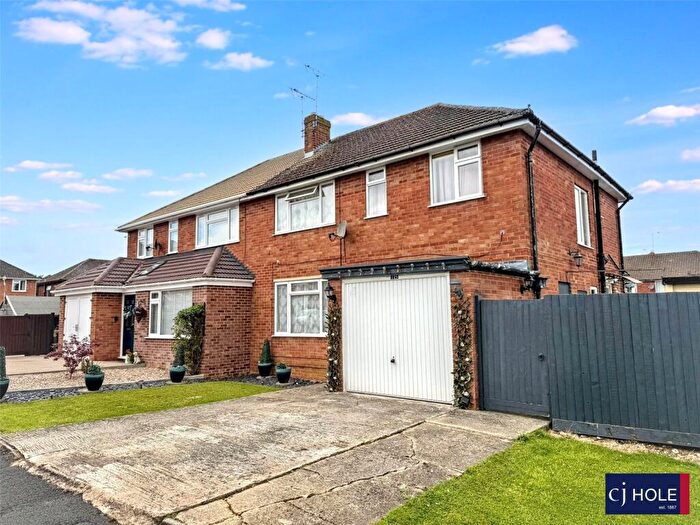 3 Bedroom Semi-Detached House For Sale In Oakwood Drive, Hucclecote, Gloucester, GL3