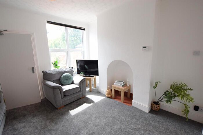 5 Bedroom Terraced House To Rent In / - Hewson Road - Student House, LN1