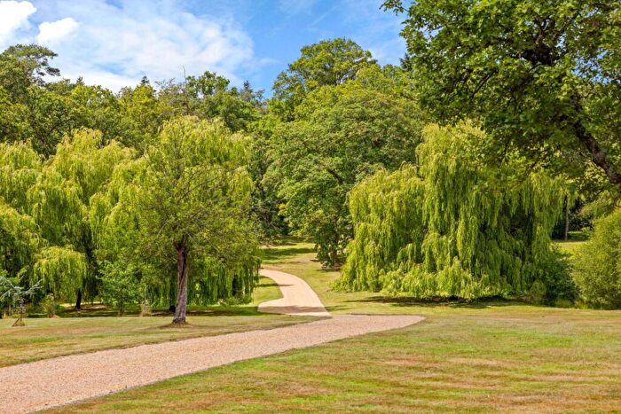 8 Bedroom Detached House For Sale In Finchampstead, Wokingham, Berkshire, RG40