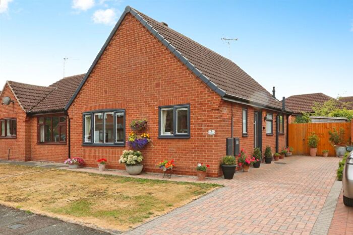 2 Bedroom Semi-Detached Bungalow For Sale In Grove Park, Misterton, Doncaster, DN10