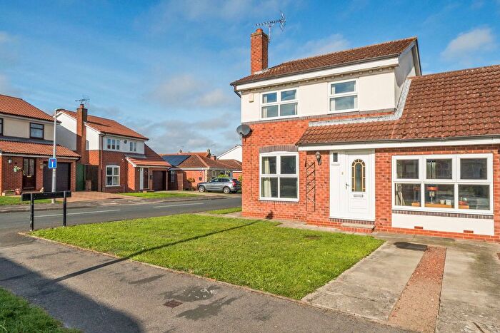 4 Bedroom Link Detached House For Sale In Battleflats Way, Stamford Bridge, York, YO41