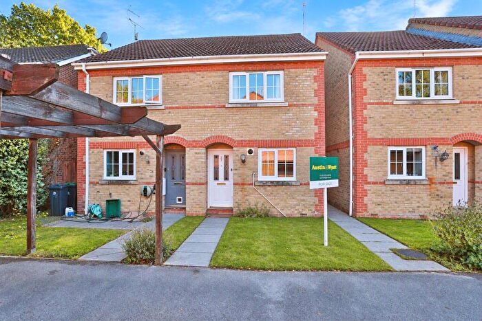 2 Bedroom Semi-Detached House For Sale In Starlight Farm Close, Verwood, Dorset, BH31