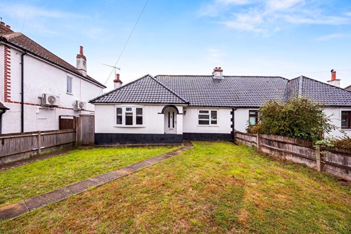 2 Bedroom Semi-Detached Bungalow For Sale In Manor Road, Lancing, BN15