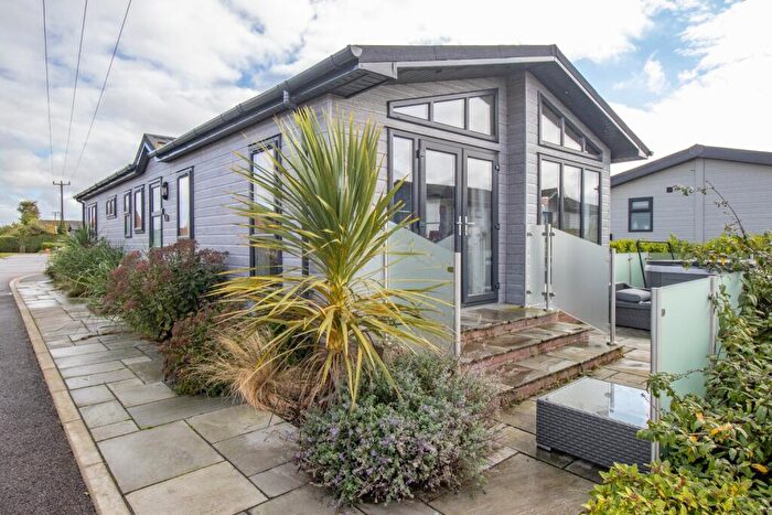3 Bedroom Lodge For Sale In Creake Road, Burnham Market, King's Lynn, Norfolk, PE31