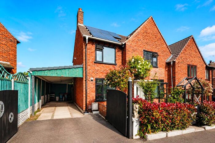 3 Bedroom Semi-Detached House For Sale In The Crescent, Baddesley Ensor, Atherstone, Warwickshire, CV9