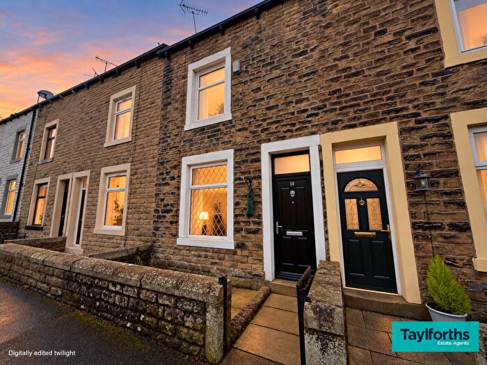 3 Bedroom Terraced House For Sale In Linden Road, Earby, BB18