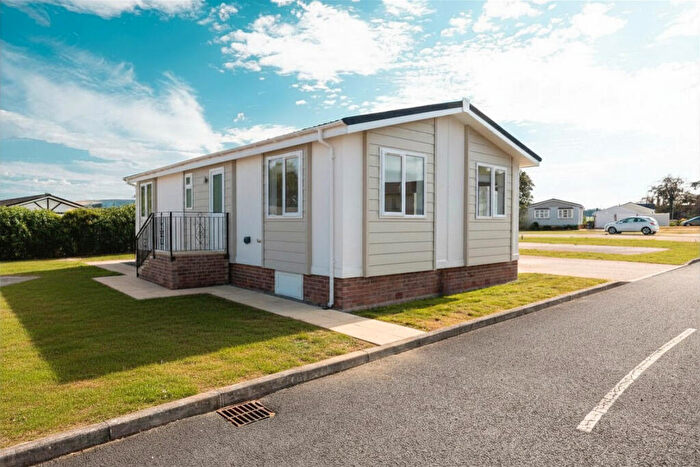 2 Bedroom Park Home For Sale In Carlisle, Cumbria, CA5