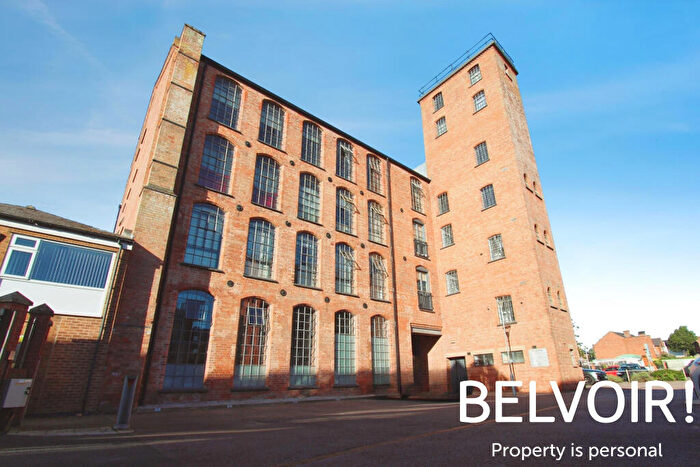 2 Bedroom Flat For Sale In Wollaton Road, Beeston, NG9