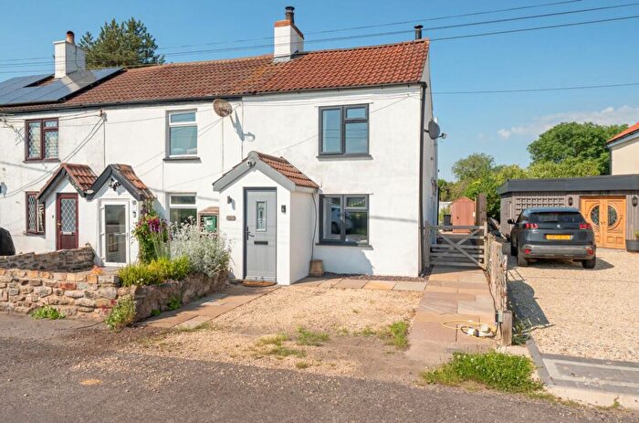 2 Bedroom House For Sale In Shaymoor Lane, Pilning, BS35
