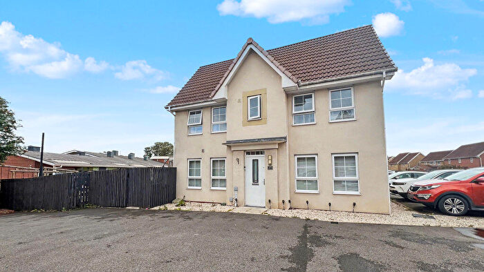 3 Bedroom Semi-Detached House For Sale In Harrier Close, Scunthorpe, DN16