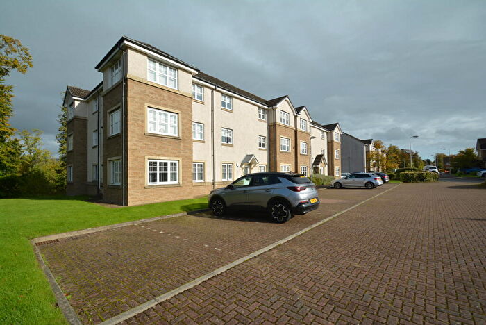 2 Bedroom Flat For Sale In /, Bothlin Court, Lenzie, Glasgow, G66