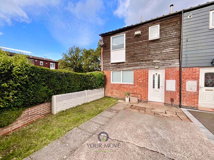 3 Bedroom End Of Terrace House For Sale In Windsor Close, Frankley, Birmingham, B45