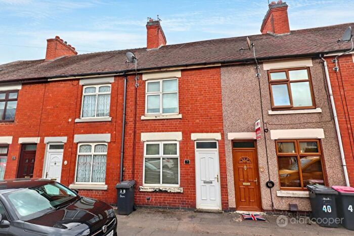 2 Bedroom Terraced House For Sale In Victoria Road, Hartshill, Nuneaton, CV10