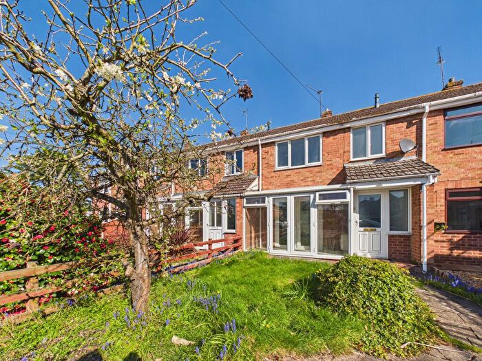 3 Bedroom Terraced House To Rent In Dove Rise, Hilton, Derby, Derbyshire, DE65