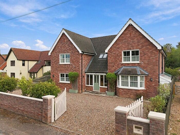 4 Bedroom Detached House For Sale In Barton Mills, Bury St. Edmunds, Suffolk, IP28
