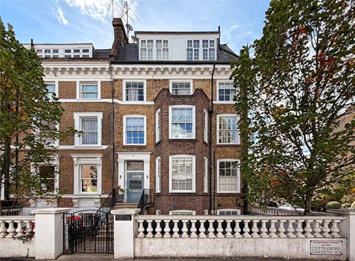 1 Bedroom Flat For Sale In Cottesmore Gardens, London, W8