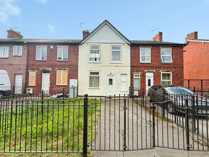 3 Bedroom Terraced House For Sale In Coppice Road, Highfields, Doncaster, DN6