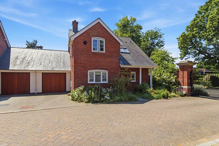 2 Bedroom Link Detached House For Sale In Lime Tree Gardens, Walwyn Road, Colwall, Malvern, WR13