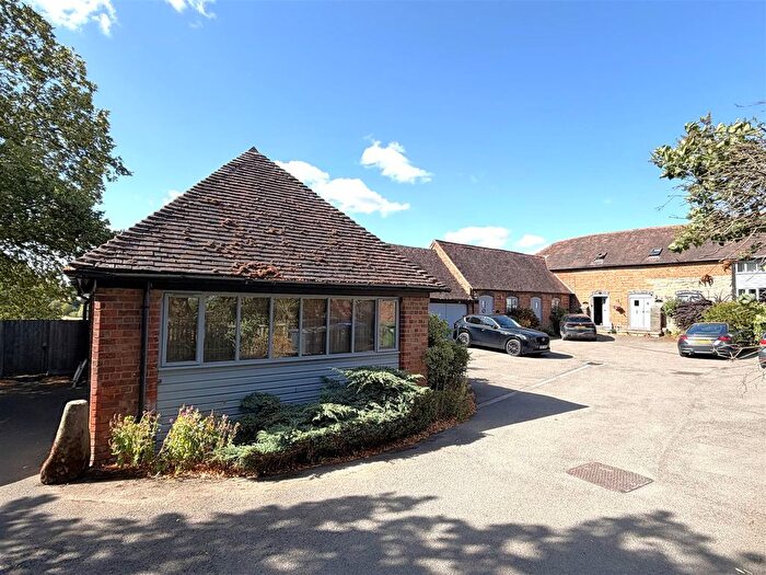 3 Bedroom Mews To Rent In Norton Lindsey Road, Hampton-On-The-Hill, Warwick, CV35