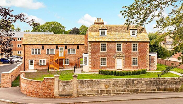 1 Bedroom Flat For Sale In Polebarn Road, Trowbridge, BA14