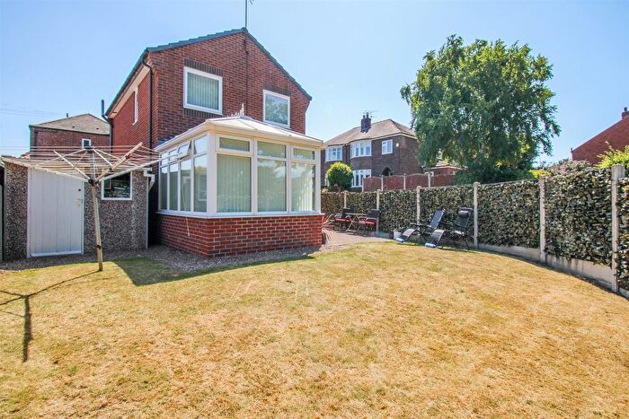 3 Bedroom Detached House For Sale In St. Josephs Mount, Pontefract, WF8