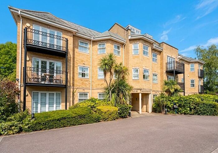 2 Bedroom Flat To Rent In Pinner Road, Northwood, HA6