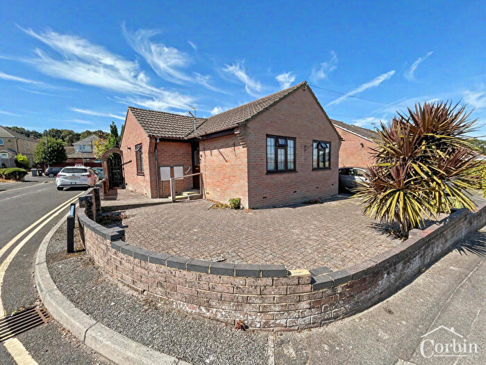 2 Bedroom Detached Bungalow For Sale In High Howe Gardens, Bournemouth, BH11