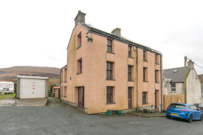 5 Bedroom Detached House For Sale In Deiniolen, Deiniolen, Caernarfon, Gwynedd, LL55