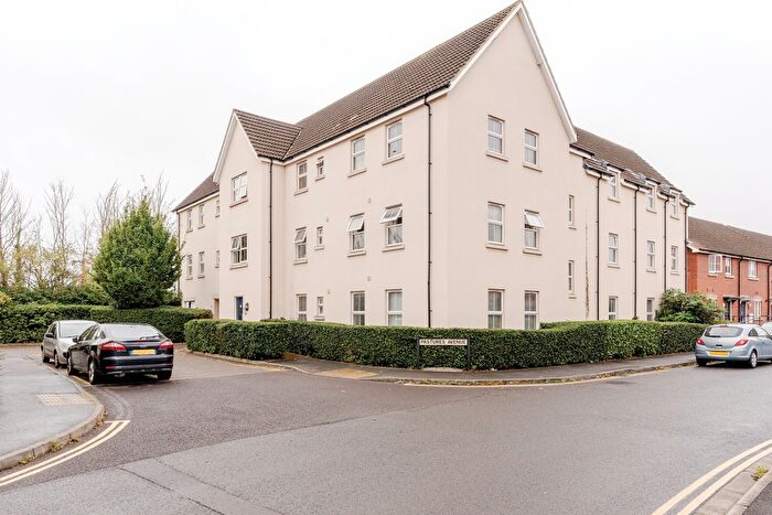 2 Bedroom Flat For Sale In Pastures Avenue, St. Georges, Weston-Super-Mare, Somerset, BS22