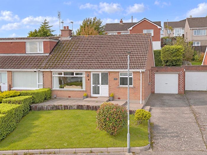 3 Bedroom Semi-Detached Bungalow For Sale In Saratoga Avenue, Newtownards, BT23