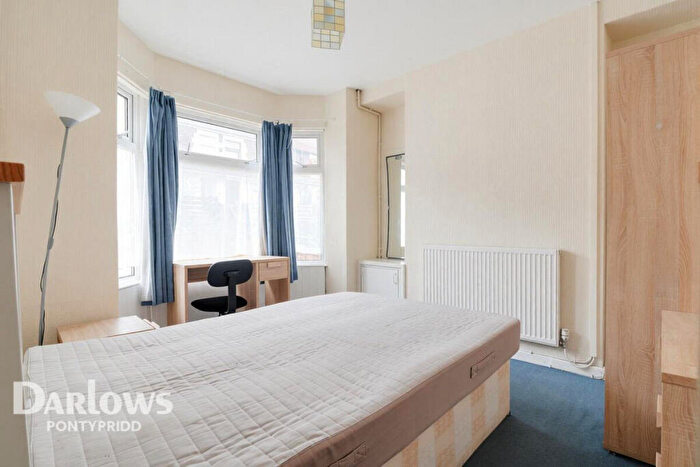 3 Bedroom Terraced House For Sale In Kingsland Terrace, Pontypridd, CF37