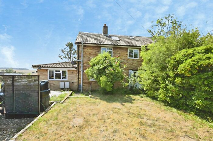 4 Bedroom Semi-Detached House To Rent In High Street, Cambridge, CB21